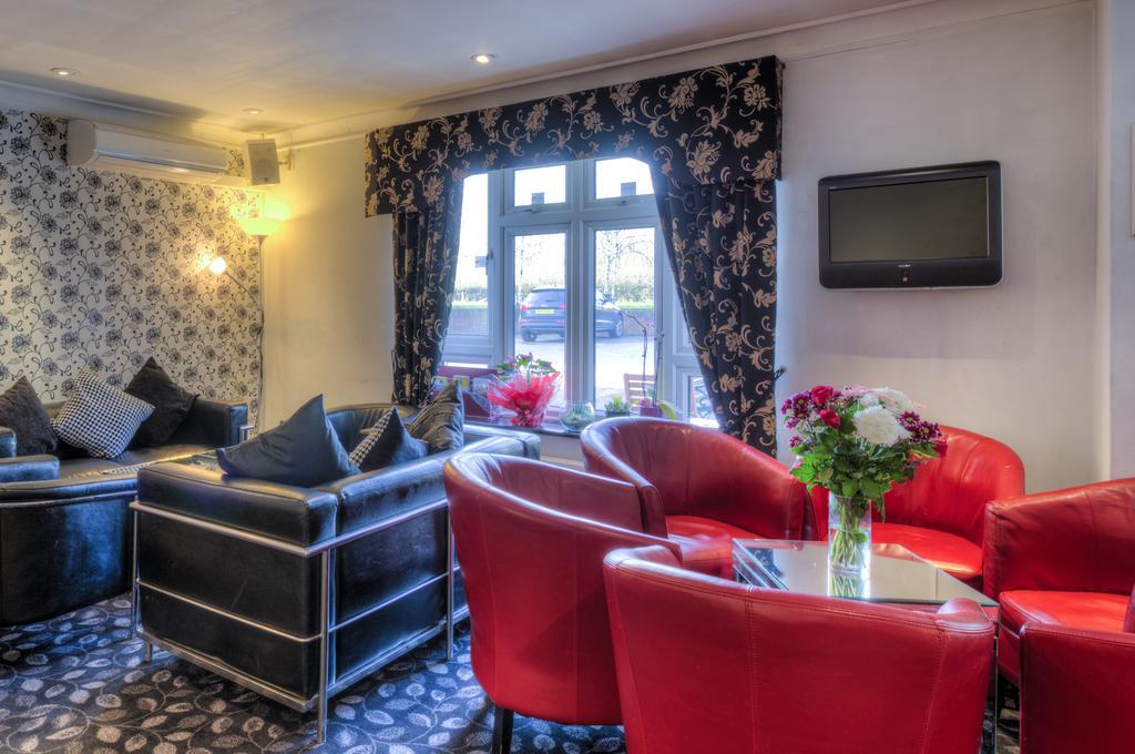Flexistay Reading West Aparthotel - With Communal Kitchen Use المظهر الخارجي الصورة