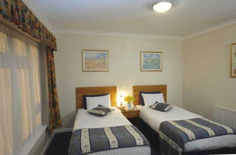 Flexistay Reading West Aparthotel - With Communal Kitchen Use الغرفة الصورة