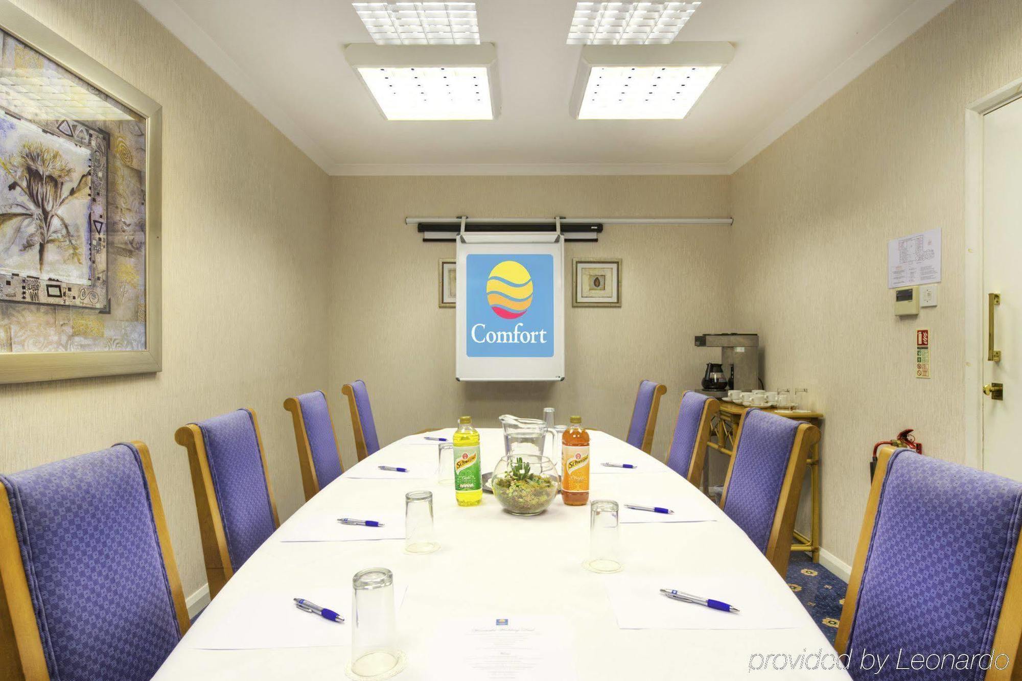 Flexistay Reading West Aparthotel - With Communal Kitchen Use المظهر الخارجي الصورة